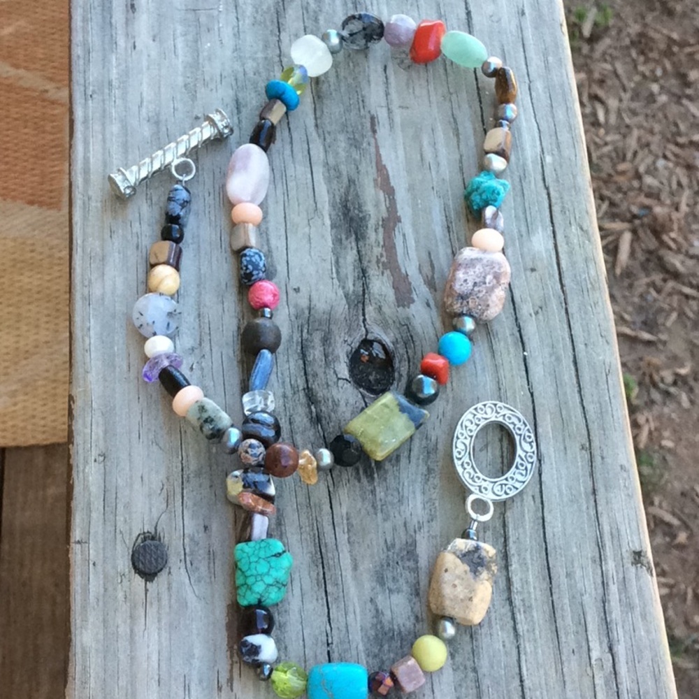 Great Jewelry Piece! Statement Necklace